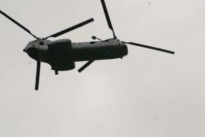 Gobierno insiste en que helicópteros militares que llegaron al país no ocupaban permiso del Congreso