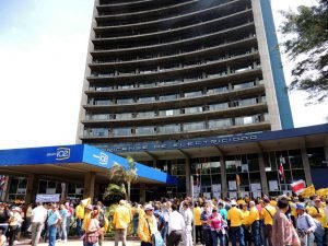 ICE aceptó arbitraje, perdió y ahora pide eliminar millonario proceso en Sala I