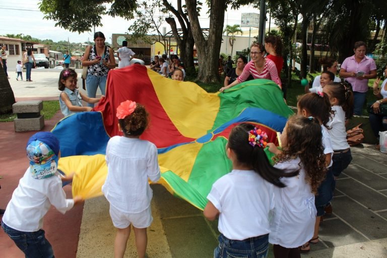 “Festival por La Paz Creando Cultura” llega a Palmares con cine foro, talleres y actividades artísticas