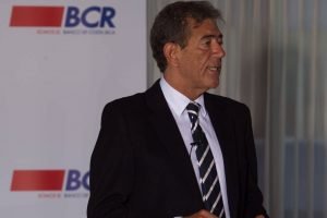 BCR pasa a ser el número uno del país