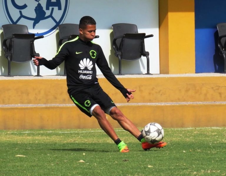 OFICIAL: Gerson Torres debutará esta noche con el América de México