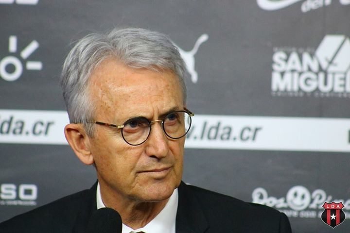 Benito Floro: “Sería ridículo decir que el equipo está bien”