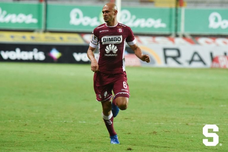 Saprissa venció 2-0 al Herediano en el “Clásico del buen fútbol”