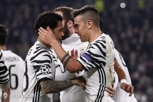 Juventus golea 3-0 al Barcelona
