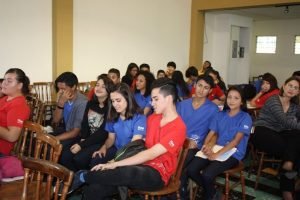 Taller para prevenir la violencia en el noviazgo beneficia a 110 estudiantes