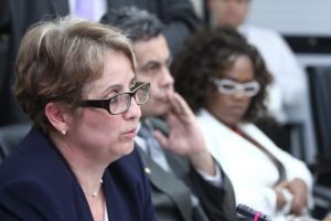 Presidenta de RECOPE califica de “irresponsable” acción contra convención colectiva