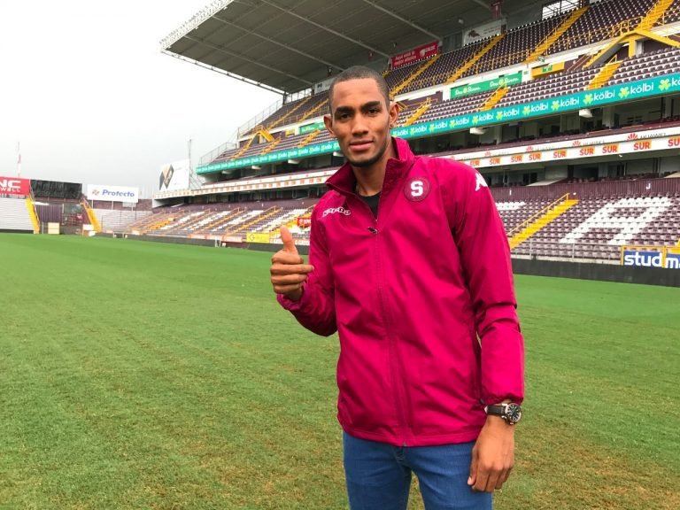 Hondureño Jerry Bengtson es la nueva figura del Saprissa