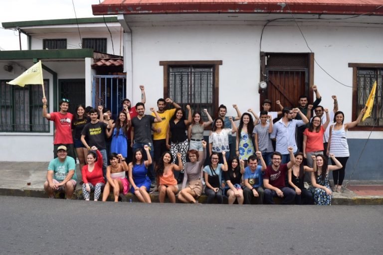 Juventud del Frente Amplio concluye proceso de renovación de estructura en junio