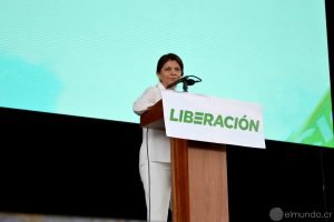 Laura Chinchilla lanza duras críticas contra Luis Guillermo Solís y su gobierno