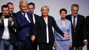 Congreso de ultraderechistas europeos comienza con contraprotesta