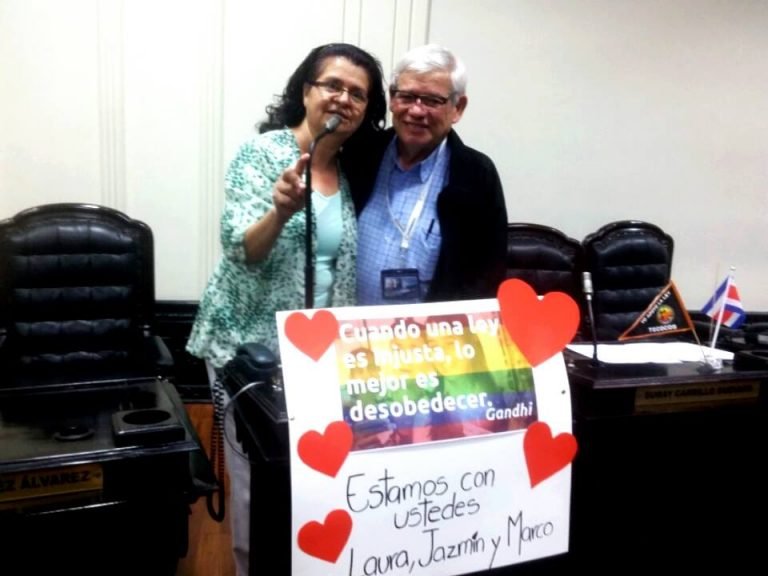 Trece diputados se unen a campaña #MatrimonioIgualitarioYA, en solidaridad con Jazmín y Laura