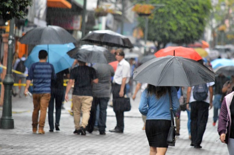 Valle Central y Pacífico serán los más afectados este jueves por las lluvias