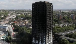 Londres: Continúa búsqueda de desaparecidos en incendio