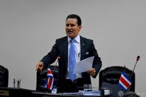 CICR acusa al Diputado Luis Vásquez de ser enemigo de la industria y los trabajadores