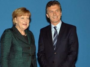 Macri visita a Hollande y Merkel para reforzar vínculos con la UE