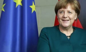 Merkel está segura de que trabajará bien con Macron