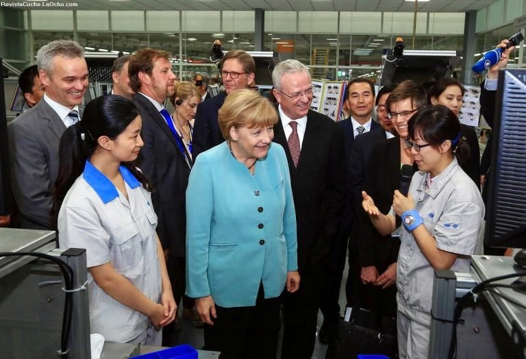 Merkel: Cooperación con China asegura puestos de trabajo alemanes