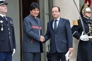 Morales y Hollande pactarán un mecanismo para financiar el desarrollo