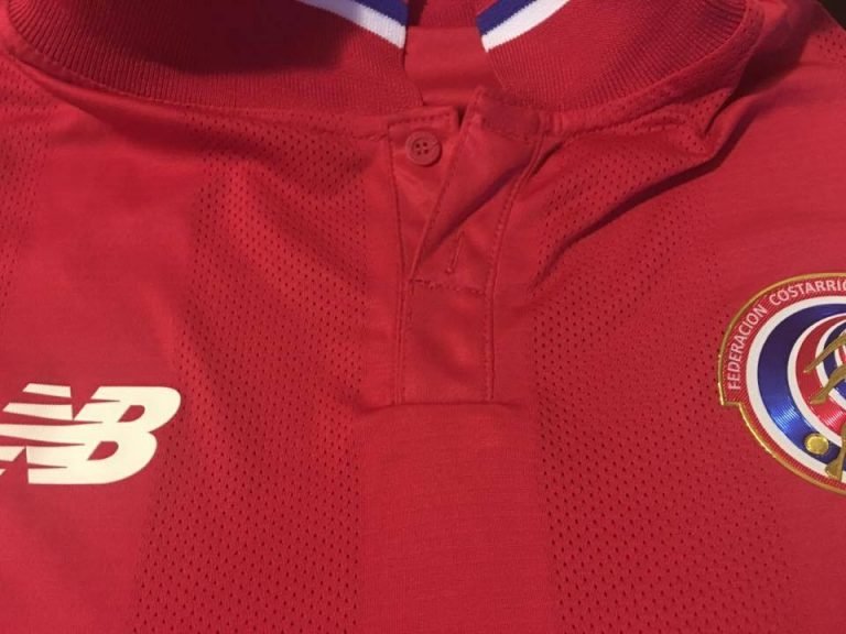 New Balance patrocinador de Costa Rica celebra triunfo de Trump y genera protestas en redes sociales