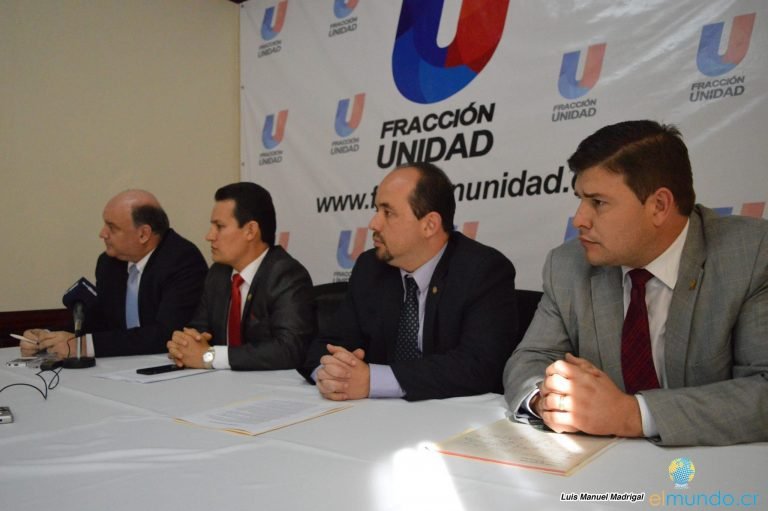 Tres diputados del PUSC viajan a Venezuela como observadores electorales