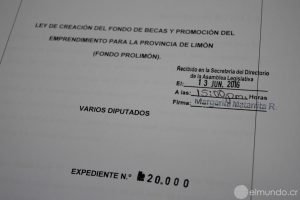 El histórico proyecto de Ley 20.000 propone dar becas a ciudadanos de Limón