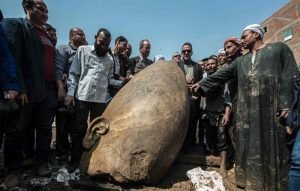 Egipto cree que estatua recuperada no era de Ramsés II