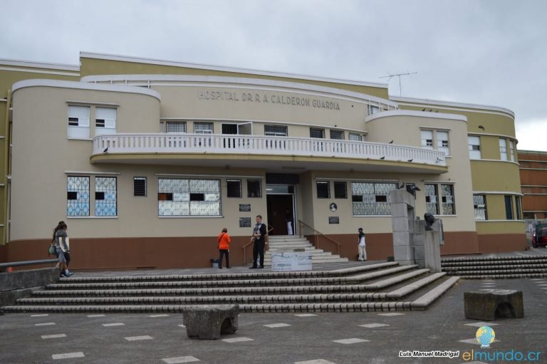 Hospital Calderón Guardia mantiene cerrada área de maternidad por cuatro semanas más