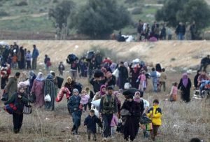 Merkel alienta a refugiados a instalarse en regiones rurales alemanas