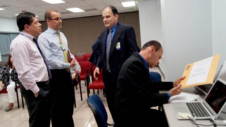 Solo dos bancos aspiran a administrar fideicomiso para Ruta San José-San Ramón