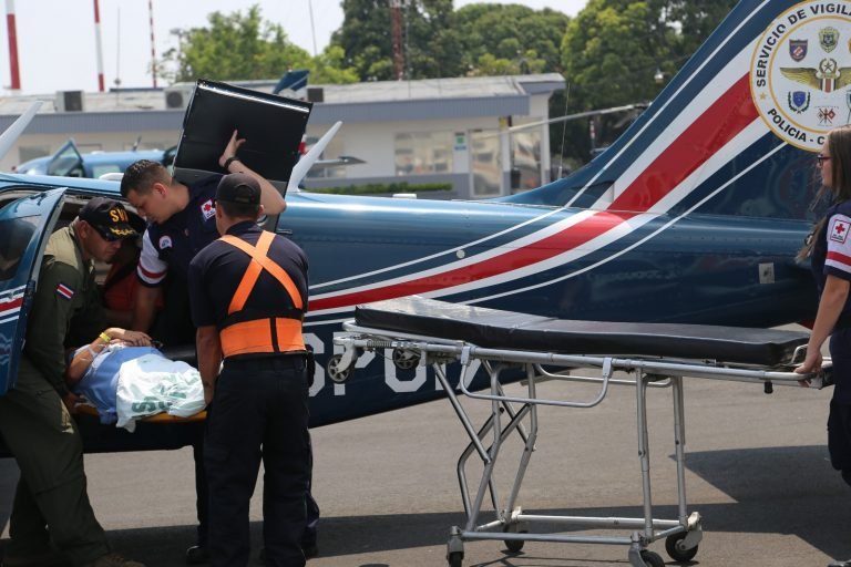 SVA traslada a 12 pacientes en 11 vuelos ambulancia, durante la semana anterior