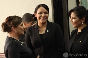 Diputada critica contradicciones del Gobierno en materia de contención del gasto