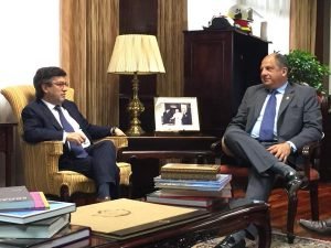 BID advierte que Costa Rica no puede postergar problema de déficit fiscal