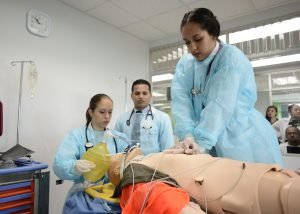 ¿Busca trabajo? 650 puestos lo esperan en la Feria de Empleo de Hospitalidad de la ULATINA Sede Heredia