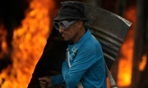 Madres venezolanas exigen cese a la represión