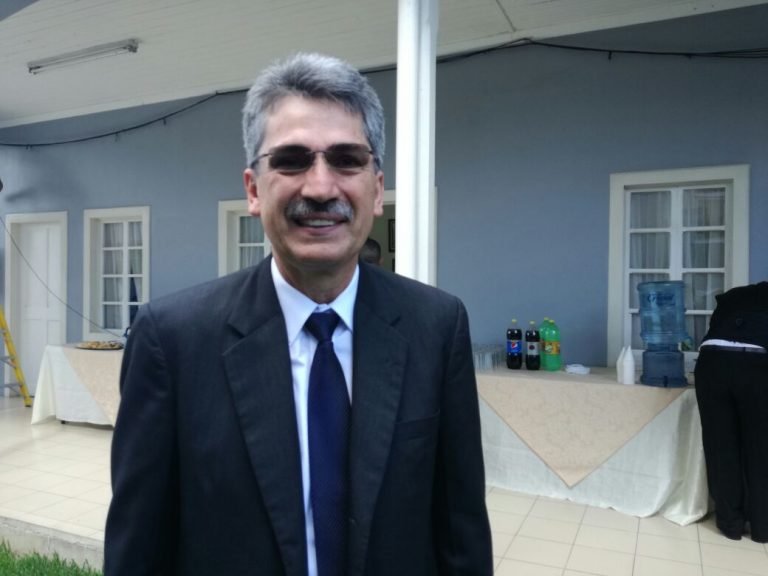 Precandidato Welmer Ramos apoya candidatura de Ottón Solís