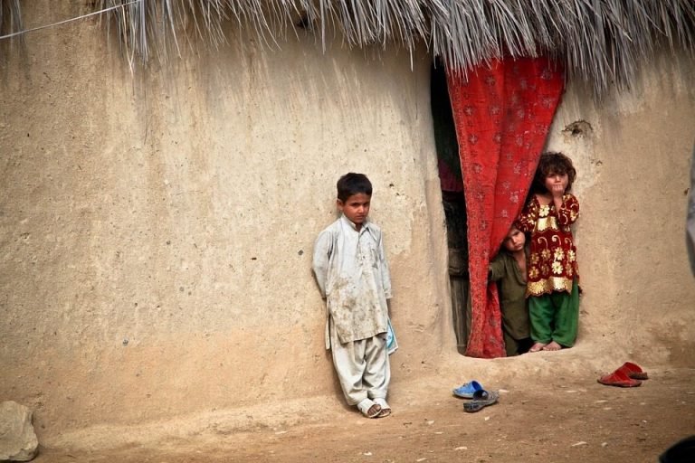 35,5 millones de niños menores de cinco años se quedan en casa sin supervisión de adultos