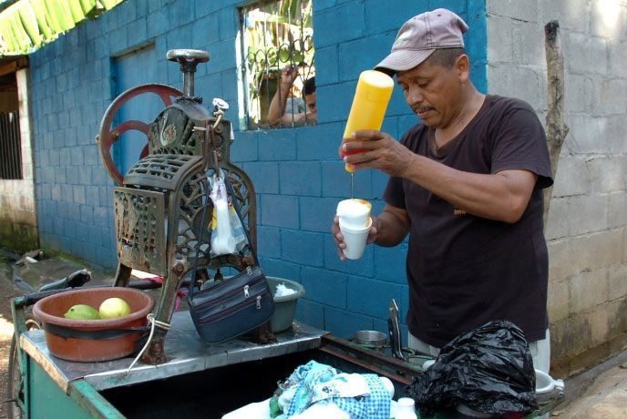 48,2% de latinoamericanos se dedican al comercio, según la CEPAL