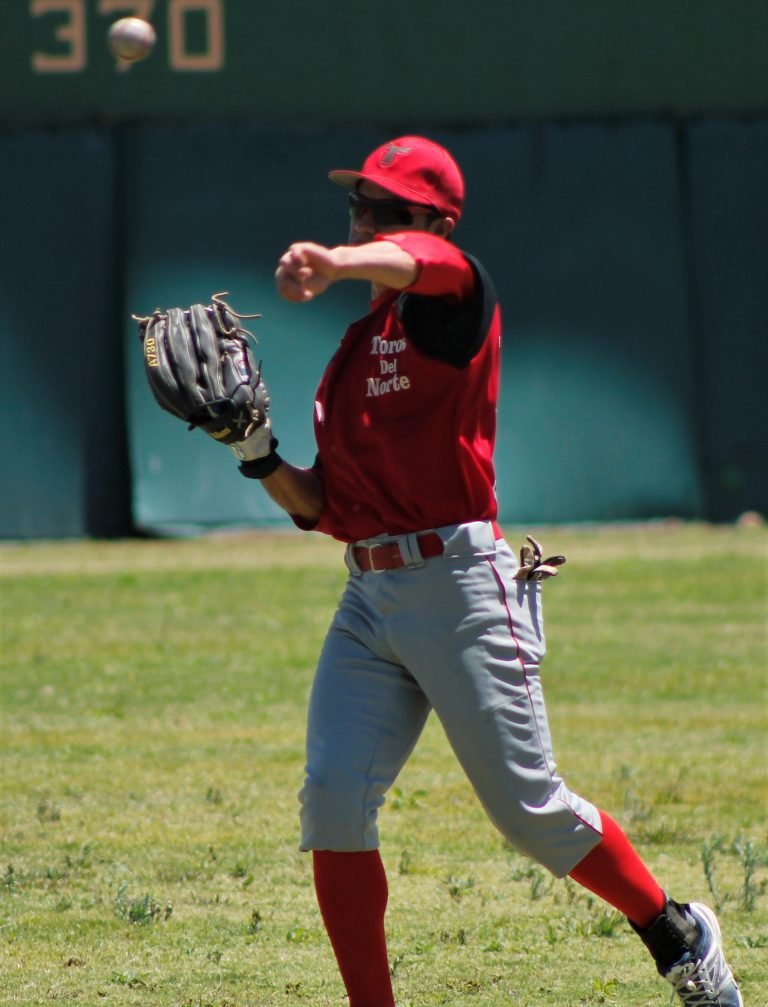 Tigres no suelta el liderato