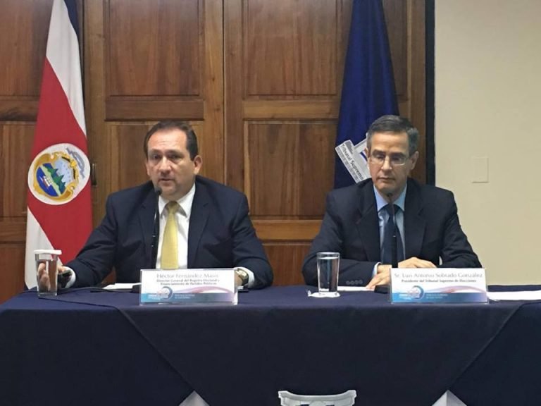 TSE solicita a los electores “no ser creativos” en las papeletas durante las elecciones municipales