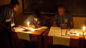 Concluyen sin contratiempos elecciones en Haití