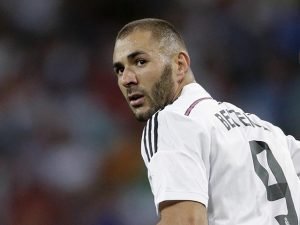 Benzema deja de ser seleccionable con Francia