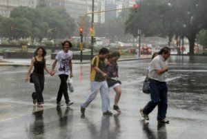 Sistema de baja presión originará lluvias en las próximas horas