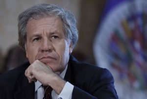 Uruguay: Frente Amplio expulsa de sus filas a Luis Almagro