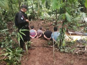 Policía de Fronteras detuvo a cinco oreros en montañas de Crucitas