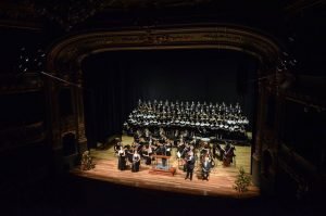 125 cantantes unirán sus voces en concierto navideño para ayudar afectados por huracán Otto