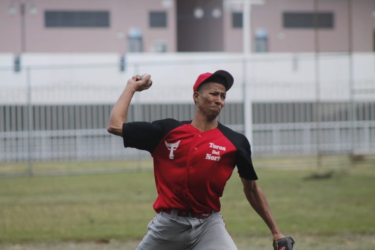 Resumen: tercera fecha del torneo de Béisbol
