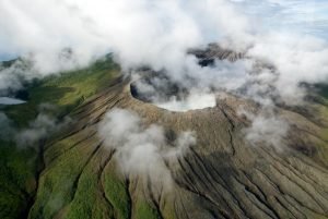 Volcán Rincón de la Vieja registra un ligero levantamiento en la cima tras última erupción