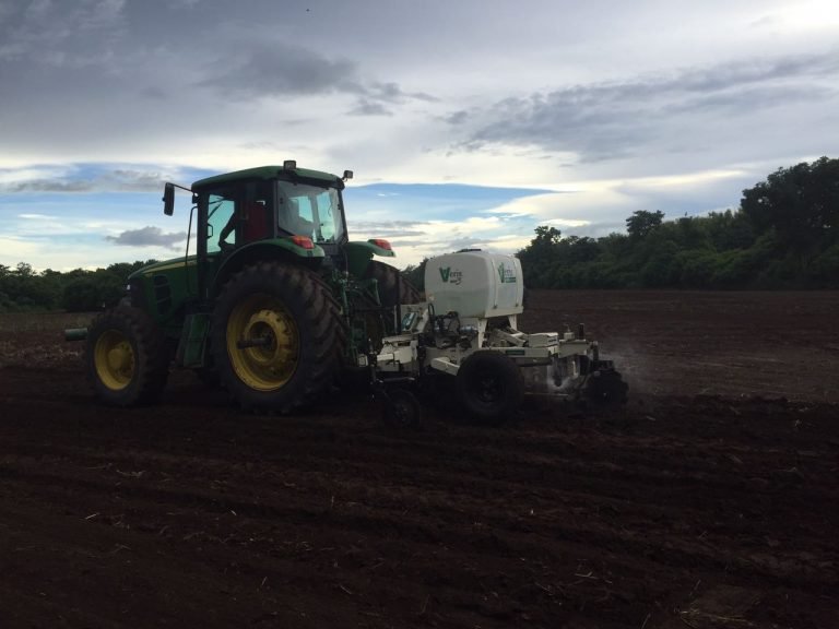 AD Astra Rocket y Universidad Earth capacitarán a pequeños y medianos agricultores guanacastecos