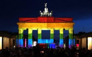 Presidente alemán Steinmeier refrenda ley de matrimonio homosexual