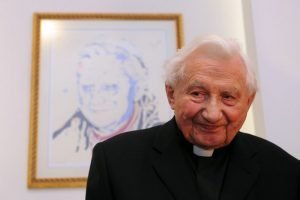Escándalo de abusos a niños salpica al hermano del papa Benedicto XVI